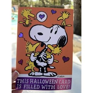 Hallmark Peanuts Snoopy Halloween Card Jokes Skeleton Woodstock Love NEW
